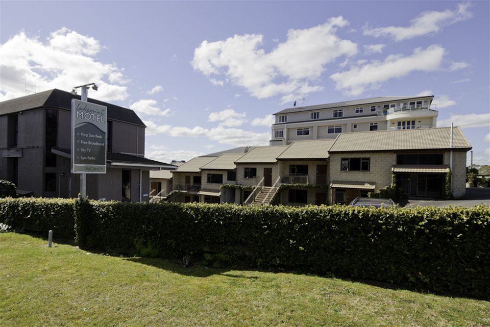 Lake Point Motel Hamilton Exterior photo